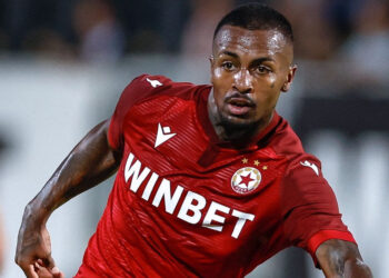 David Pastor projeta duelo contra o Ludogorets e mira subida do CSKA Sofia na tabela