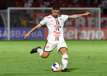 Presente em todos os jogos do Primavera em 2026, versátil Thales Oleques valoriza passagem pelo clube e projeta sequência da carreira