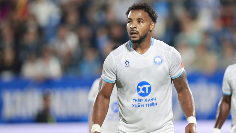Ex-Vitória, Rafaelson chega a 50 vitórias na primeira divisão do Vietnã