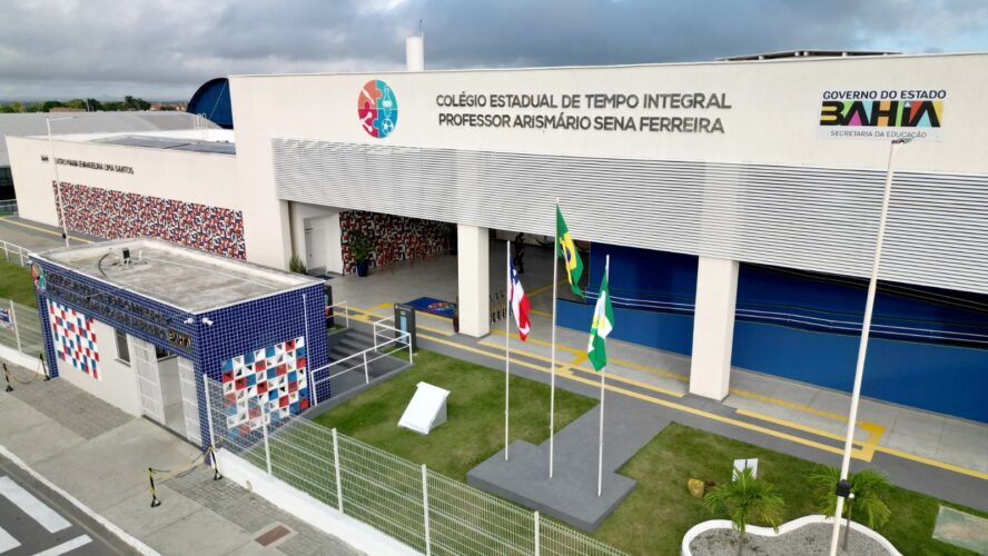 Ipirá: Governo entrega Novo Colégio de Tempo Integral