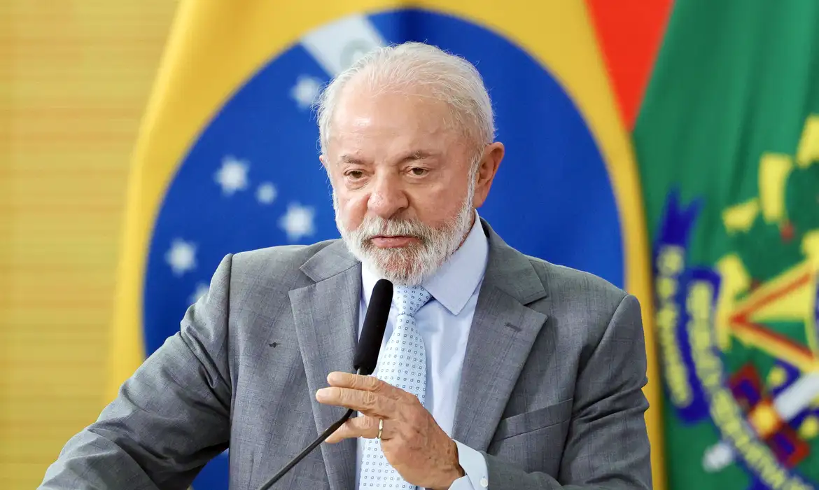 “Fizeram conosco, a gente vai fazer com eles”, diz Lula sobre EUA