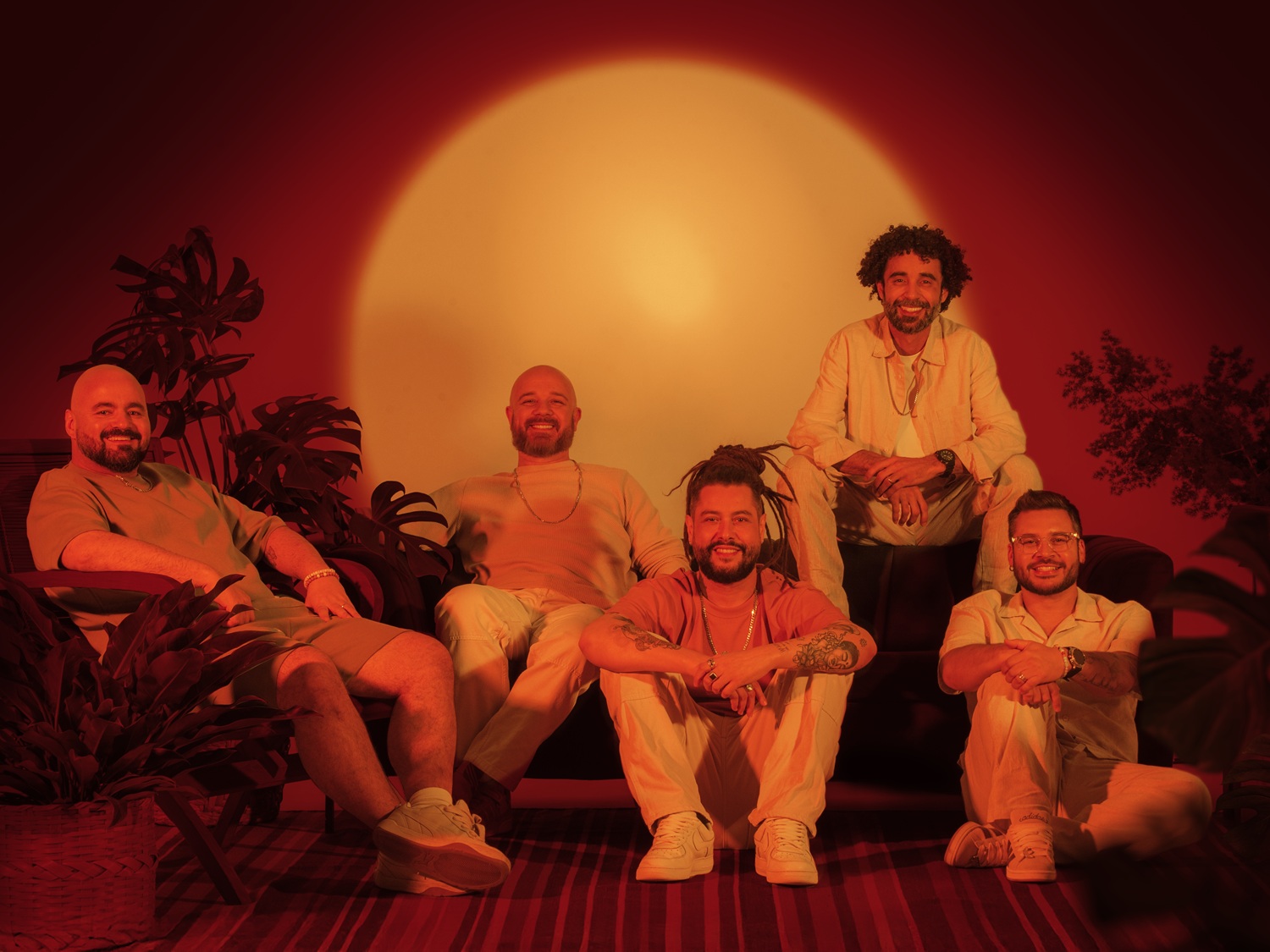 Maneva traz show intimista “Tudo Vira Reggae” a Salvador em maio