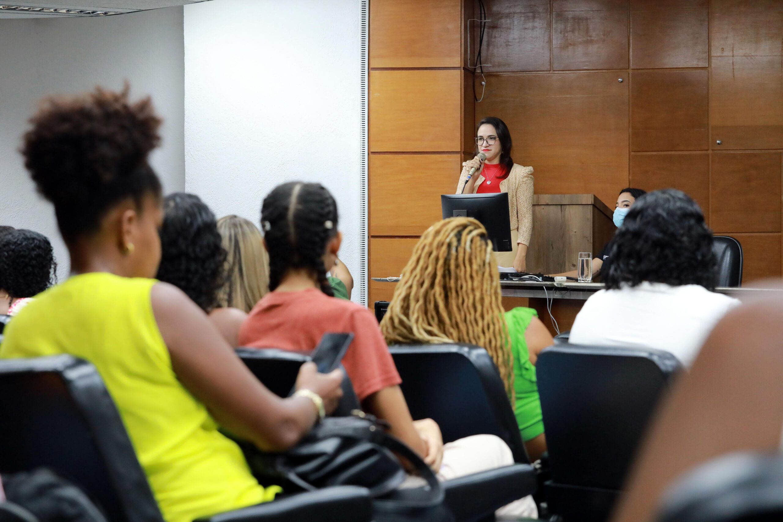 Prefeitura promove evento “Mulheres Líderes: da conquista ao legado” na próxima quarta (22)