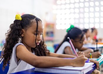 Camaçari avança na educação e supera meta de alfabetização na idade certa