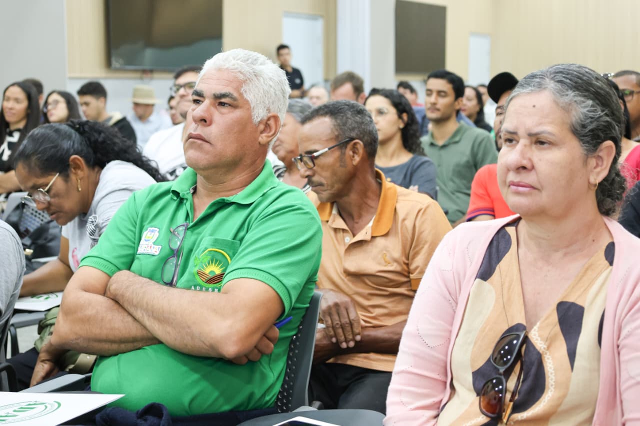 Seminário da Adab leva formalização de pequenas agroindústrias a Irecê