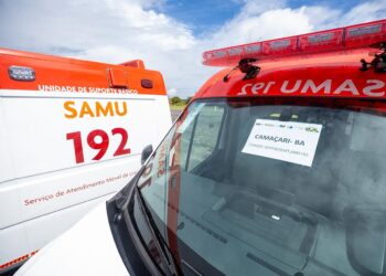 Camaçari ganha nova ambulância do SAMU e equipamentos de saúde bucal do Governo do Estado