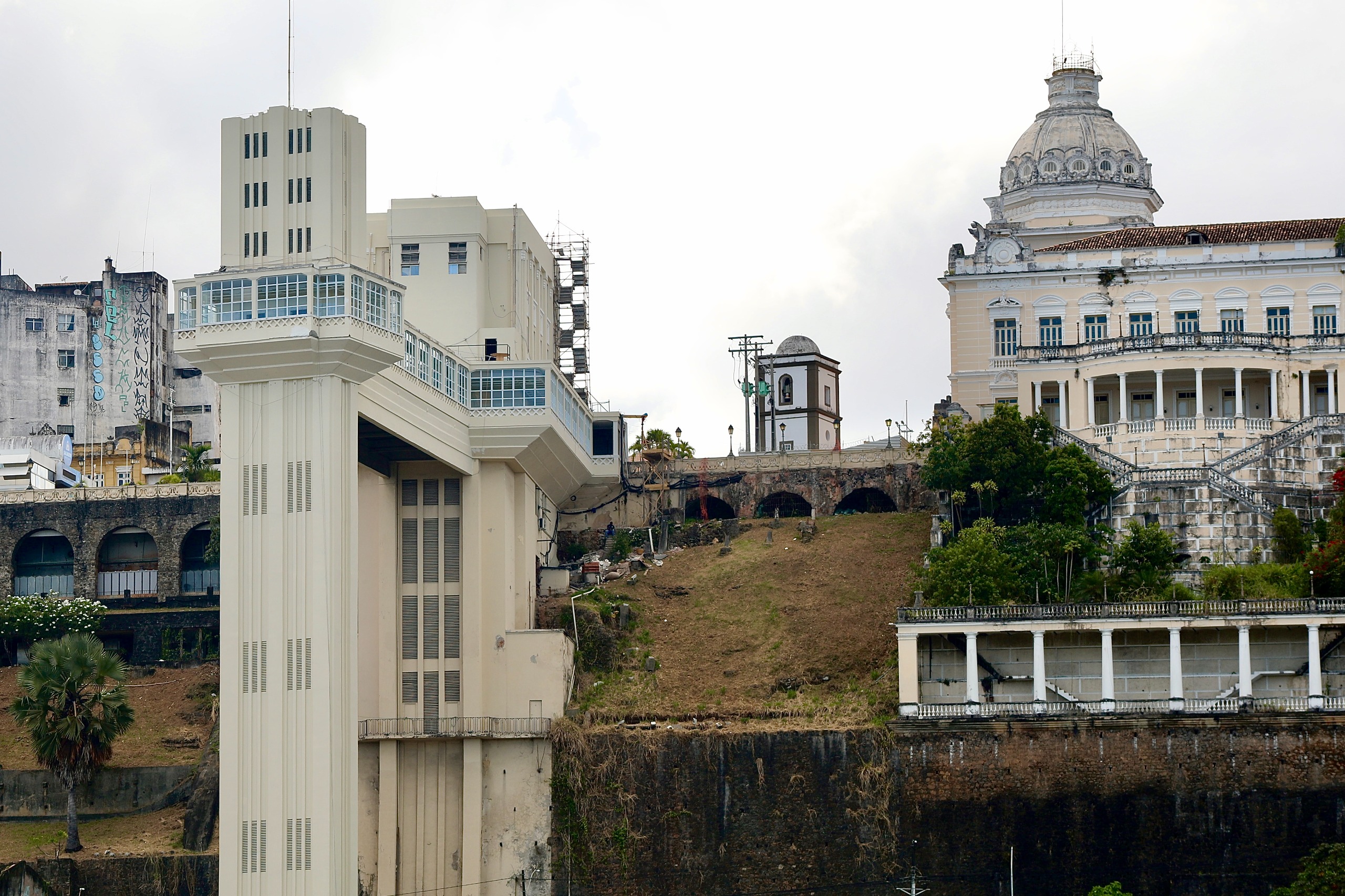 Previsão do Tempo: Final de semana na Bahia terá chuva no litoral e sol no interior, aponta Inema