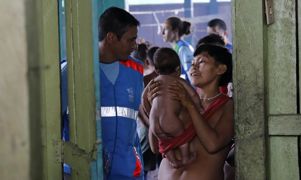 Óbitos por malária na terra Yanomami caíram 80% em 2025, diz governo