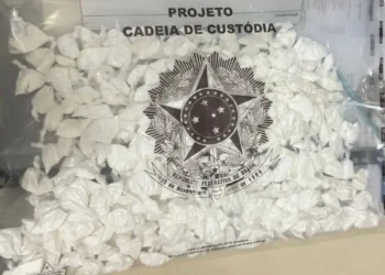 Pau da Lima: homem é preso em flagrante por tráfico de drogas
