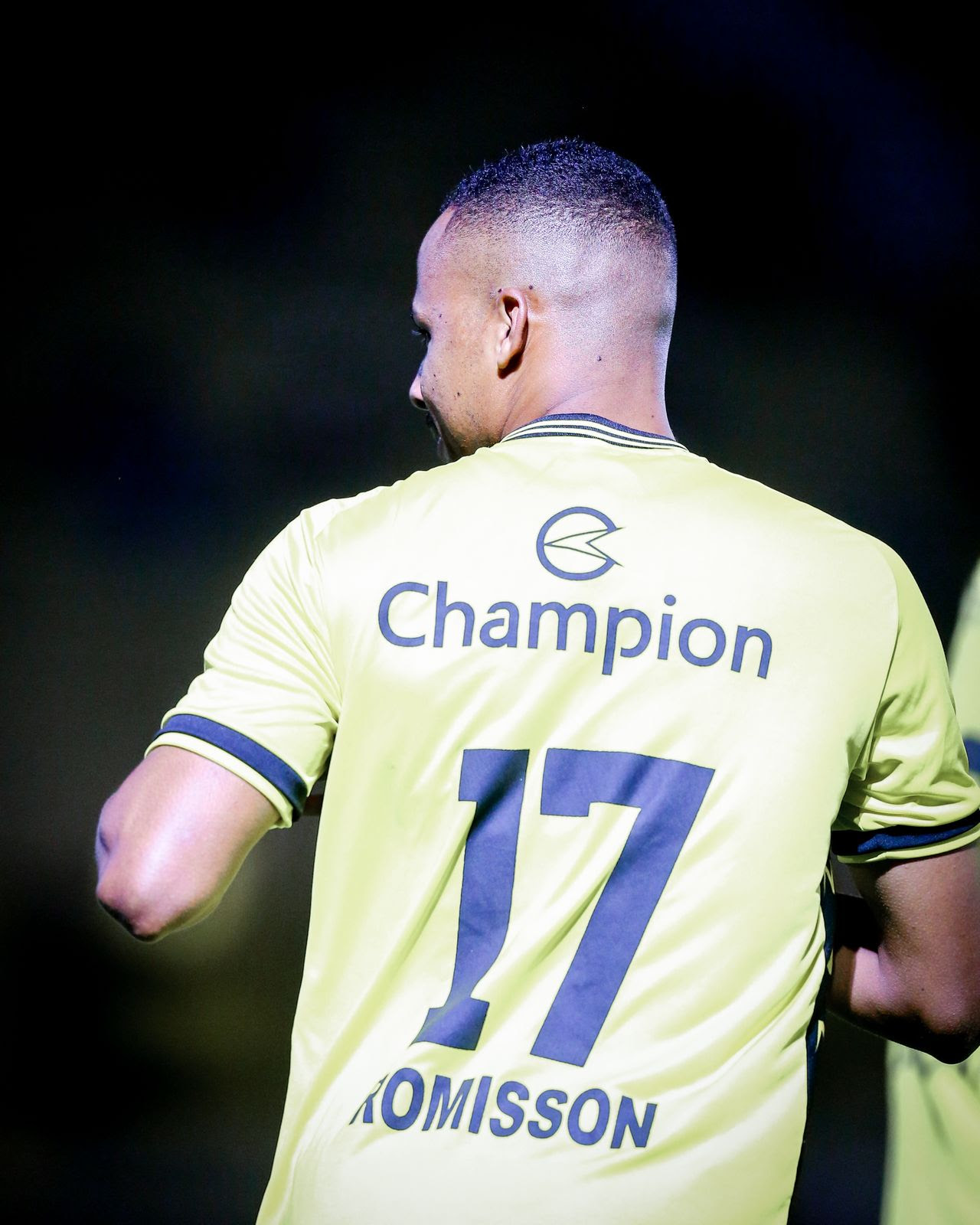 Perto de completar 150 jogos pelo São Bernardo, Romisson valoriza ‘vitória grande’ e projeta próximos duelos