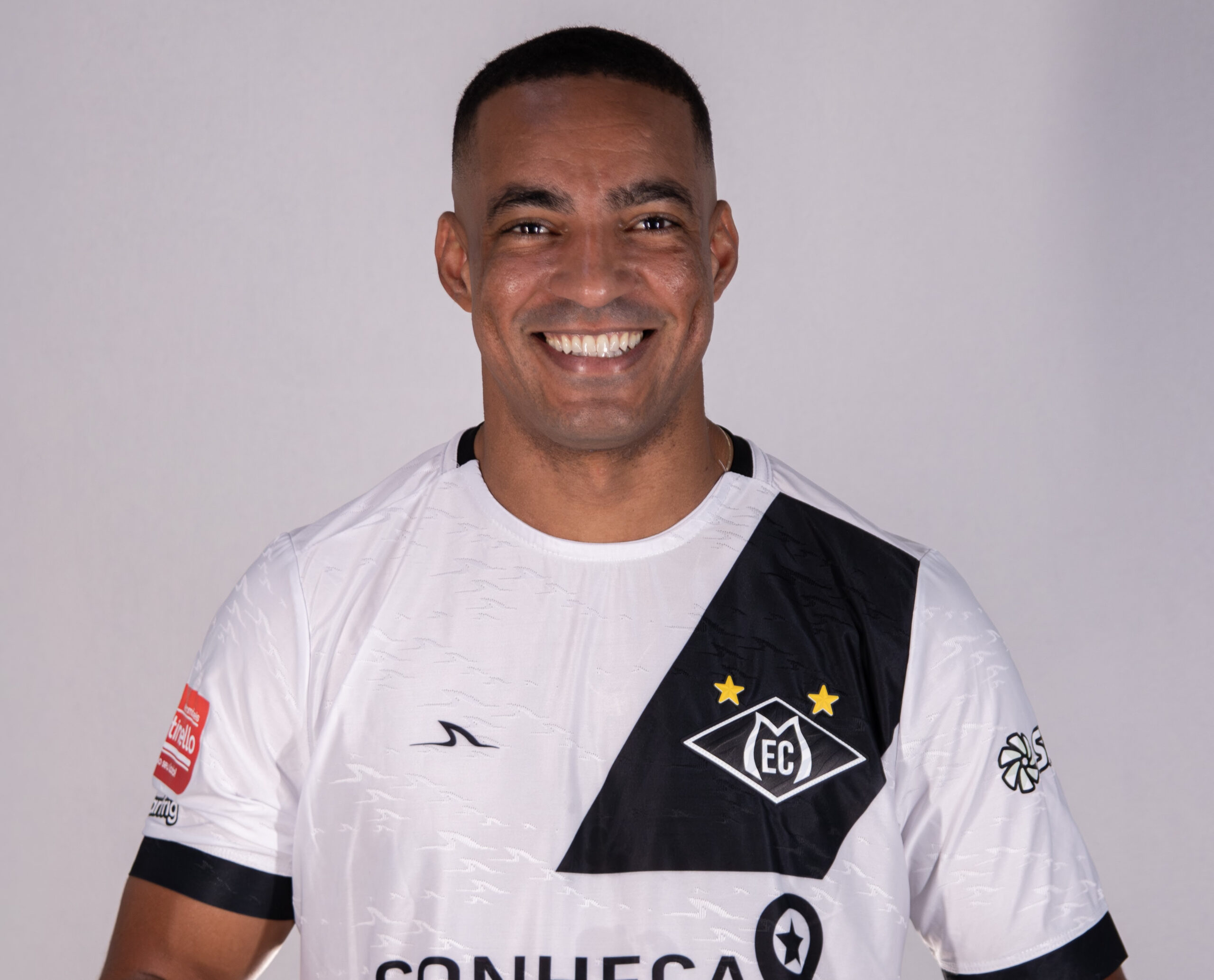 Jenison estreia pelo Mixto e projeta evolução na sequência da Série D
