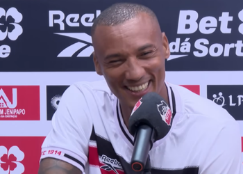 Após experiência internacional, Jeferson Bahia retorna ao Brasil para defender o Santa Cruz