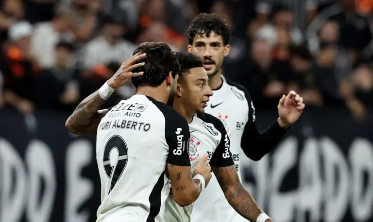 2026-05-01t003046z_1127373384_up1em5101f9gp_rtrmadp_3_soccer-libertadores-cor-pen
