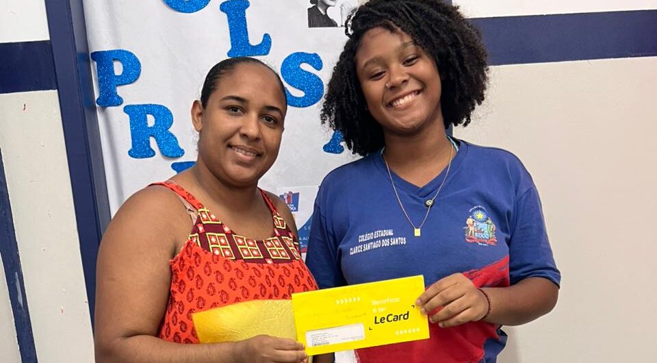 Dia D de entrega do Bolsa Presença mobiliza rede estadual