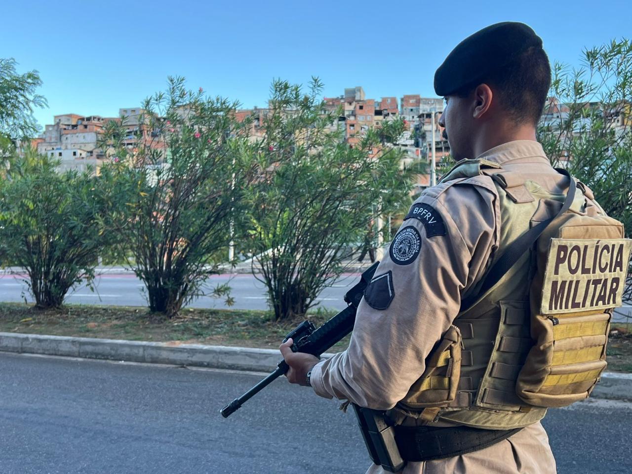 Batalhão Apolo intercepta na Rodoviária de Salvador traficante do Engenho Velho de Brotas que fugiria para o RJ