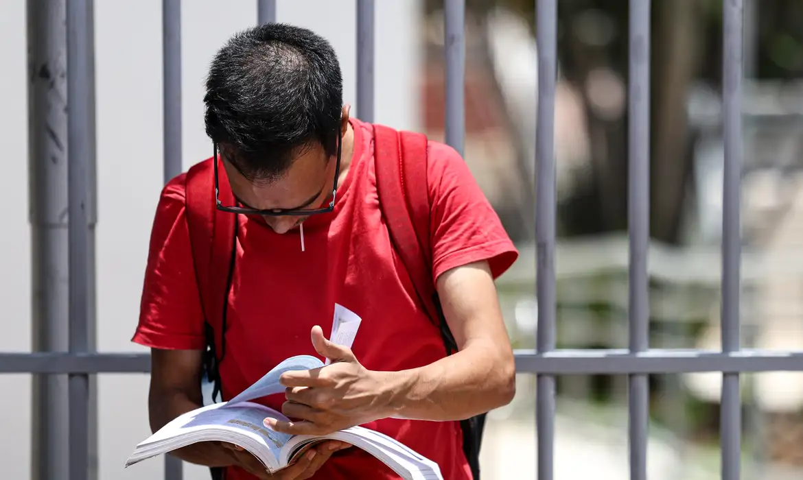 MEC lança Sisu+ para preencher vagas no ensino superior público