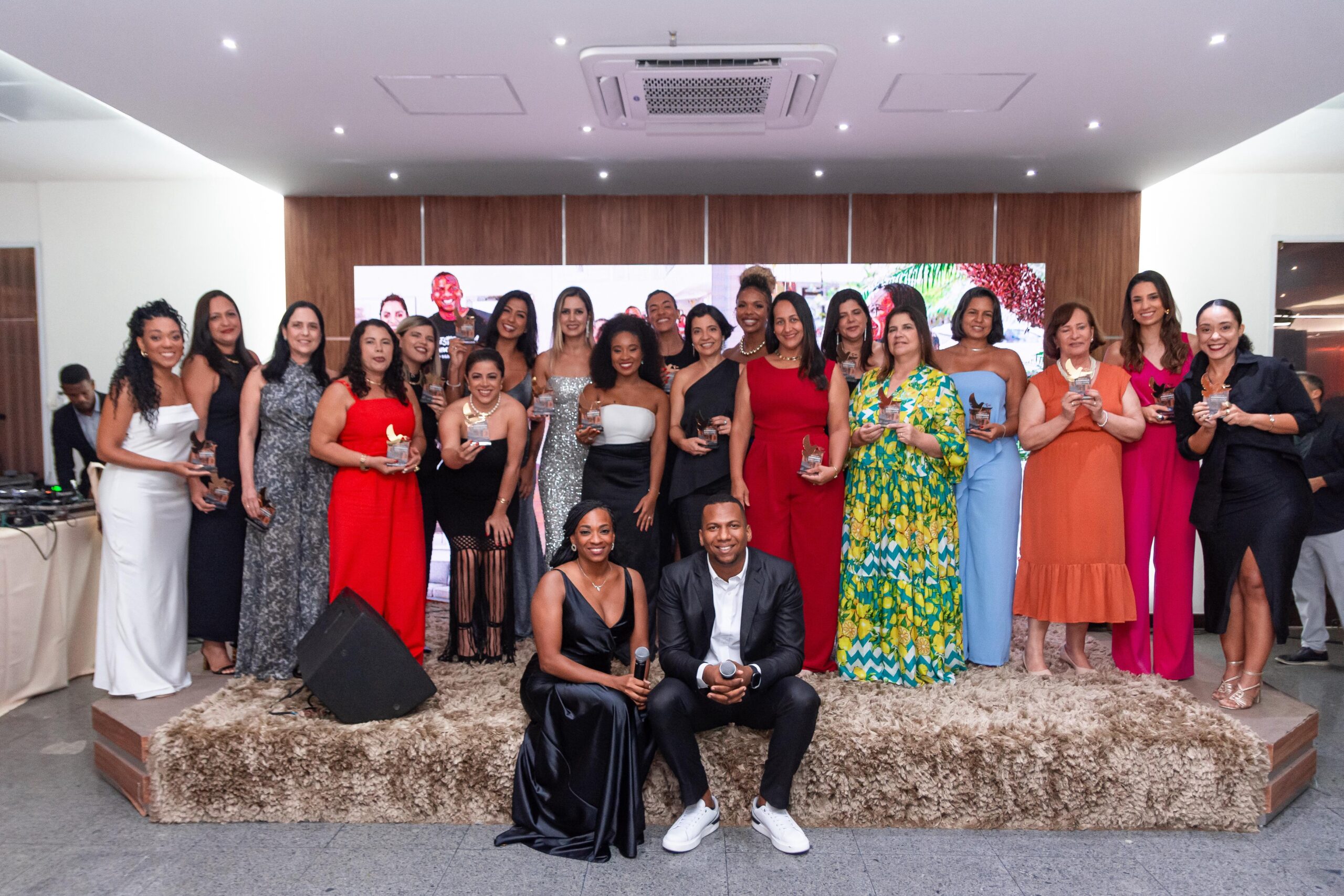 Moda com propósito: Bazar das Madrinhas une solidariedade e transformação social neste fim de semana, no Shopping Paralela