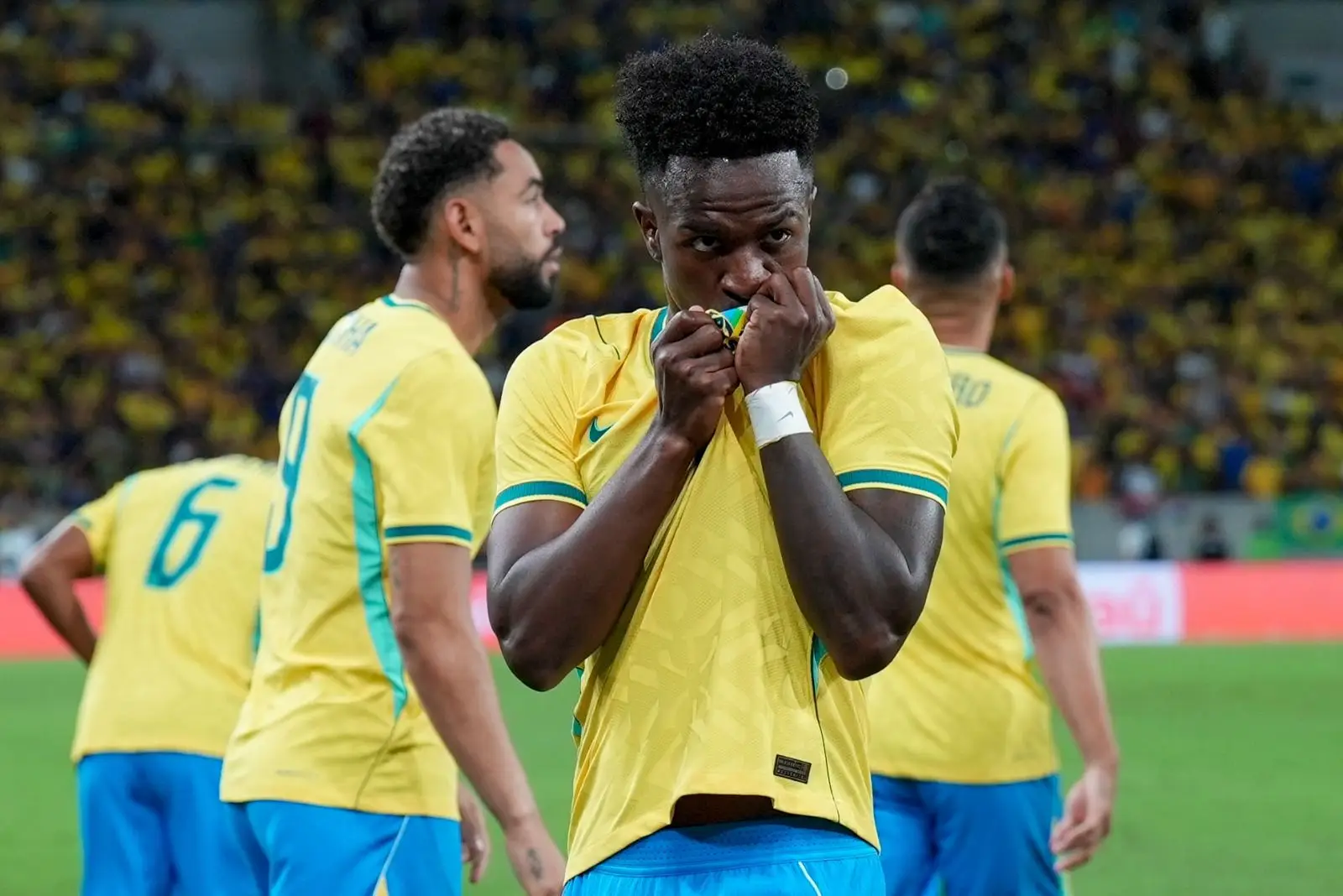 Brasil goleia o fraco Panamá por 6×2 em despedida do País antes da Copa