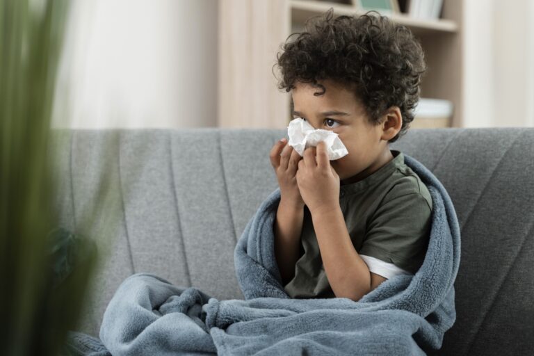 medical-teleconsultation-sick-patient-home