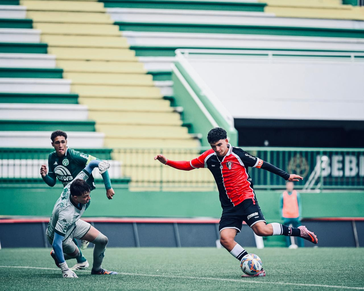 Artilheiro do Joinville no Campeonato Catarinense sub-17, João Neto valoriza alta sequência de jogos: “Feliz por ajudar a equipe”