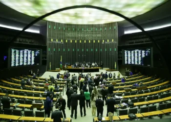 Entenda os próximos passos do projeto para reduzir a maioridade penal