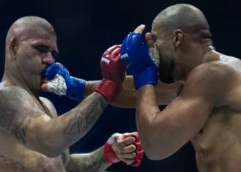 Alex Poatan perde para Ciryl Gane no UFC Casa Branca e adia sonho de tricampeonato histórico