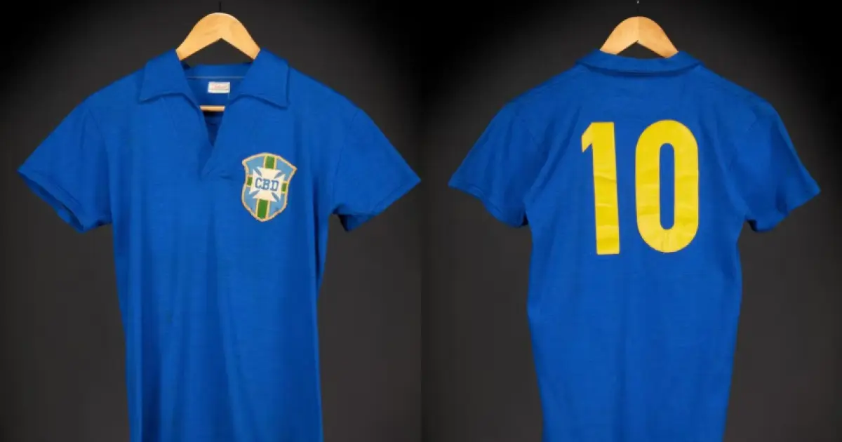 Camisa usada por Pelé na final da Copa de 1958 será leiloada e pode alcançar valor recorde