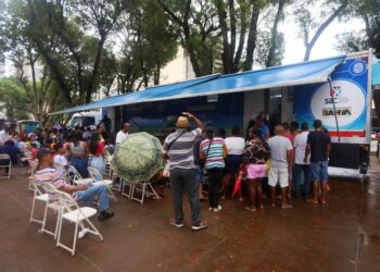 Camaçari recebe carreta do SAC Móvel