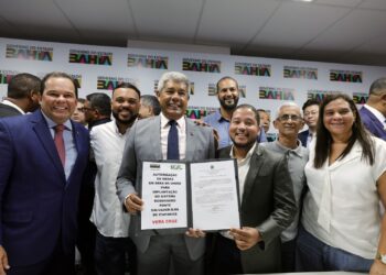 “Marco histórico para o estado”, diz Jerônimo Rodrigues ao autorizar início das obras em terra da Ponte Salvador–Itaparica