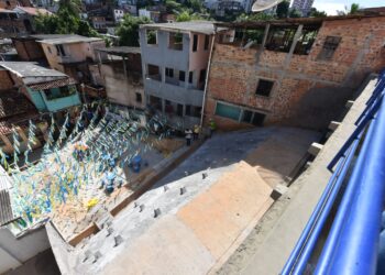 Salvador alcança 589 áreas protegidas após nova contenção de encosta construída pela Prefeitura em Daniel Lisboa