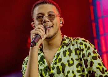 Cantor Pedro Gabriel encara nova sequência de shows que passará por interior e capital baiana