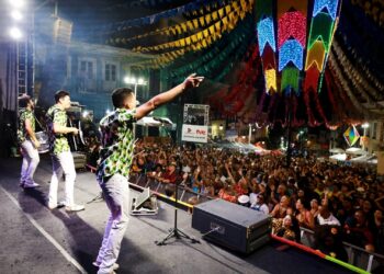 São João da Bahia 2026 bate novo recorde, com 2 milhões de turistas e receita de R$ 2,5 bilhões