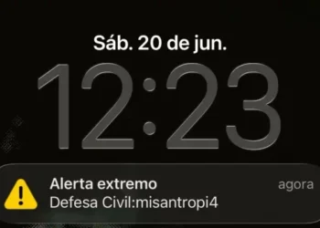 Secretaria descobre origem de alertas falsos da Defesa Civil enviados para milhões de celulares