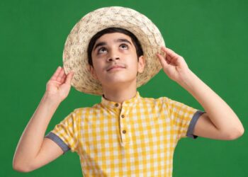 Festas juninas e inclusão: como ajudar crianças com deficiência em ambientes com muitos estímulos