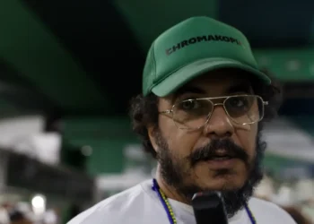Cantor e compositor Marcelo D2 recebe hoje Medalha Tiradentes