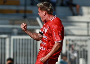 Vice-líder em jogos no elenco do Noroeste, Denner valoriza classificação na Série D: “Primeiro passo”