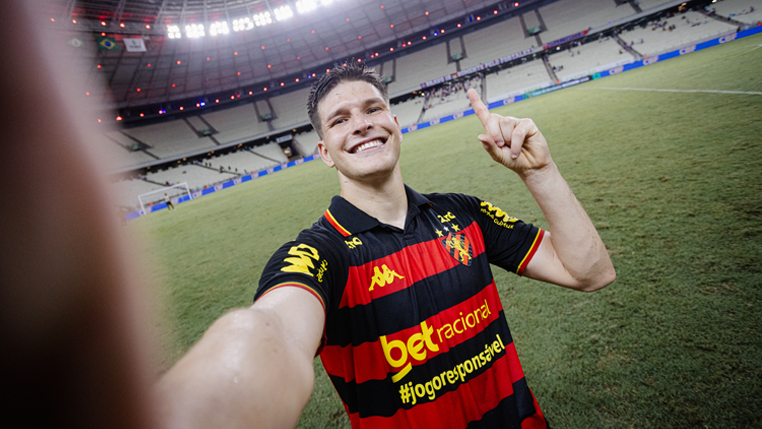Líder da Série B, Perotti comemora vitória em primeiro clássico pelo Sport