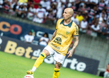 Presente em todos os jogos, Ramon Vinícius celebra vitória do Ypiranga sobre o Santa Cruz e projeta sequência na Série C