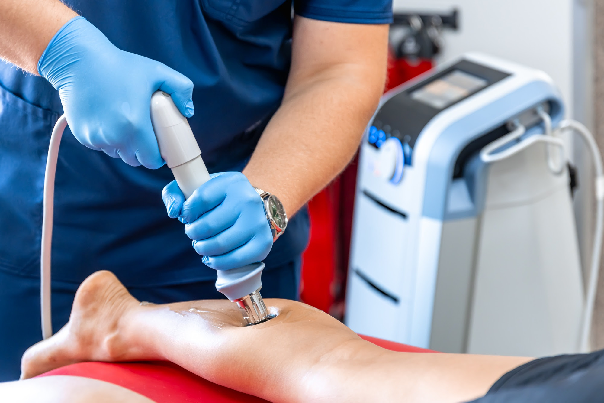 Terapia por ondas de choque amplia possibilidades de tratamento para dores crônicas