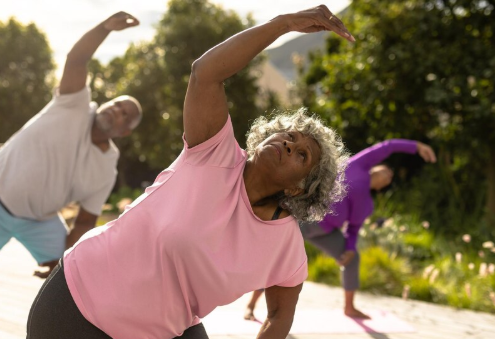 Fisioterapia ressalta os benefícios do exercício físico para a saúde do idoso; veja algumas dicas