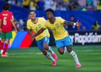 Seleção Brasileira joga mal em estreia e empata com o Marrocos
