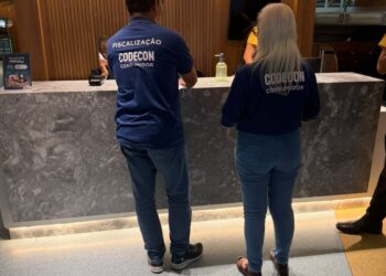 Codecon autua shopping por exigir cadastro para acesso ao estacionamento