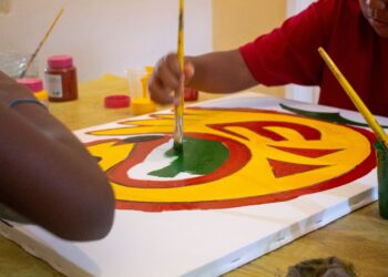 Jovens do Engenho Velho da Federação participam de oito meses de atividades culturais gratuitas