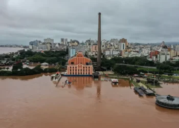Rio Guaíba pode atingir cota de alerta até sexta-feira em Porto Alegre