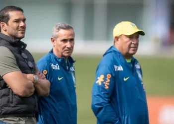 Samir Xaud acompanha treino da Seleção Sub-17 e defende integração na base da CBF: “Pilar do nosso trabalho”