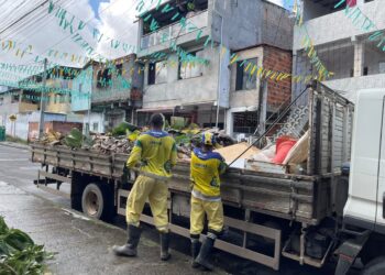 Operação Bairro no Grau reforça limpeza urbana e recolhimento de resíduos em Paripe