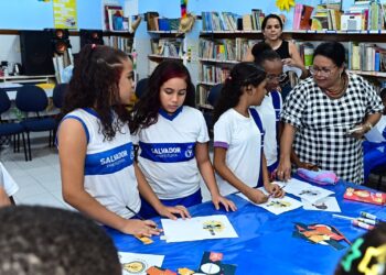 Prefeitura lança projeto piloto do Clube do Empreendedor Infantil em escola com maior nota do Ideb em Salvador