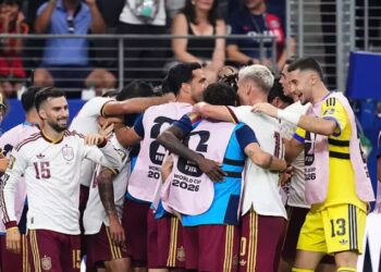 Com invencibilidade recorde, Espanha vai à final da Copa após 16 anos