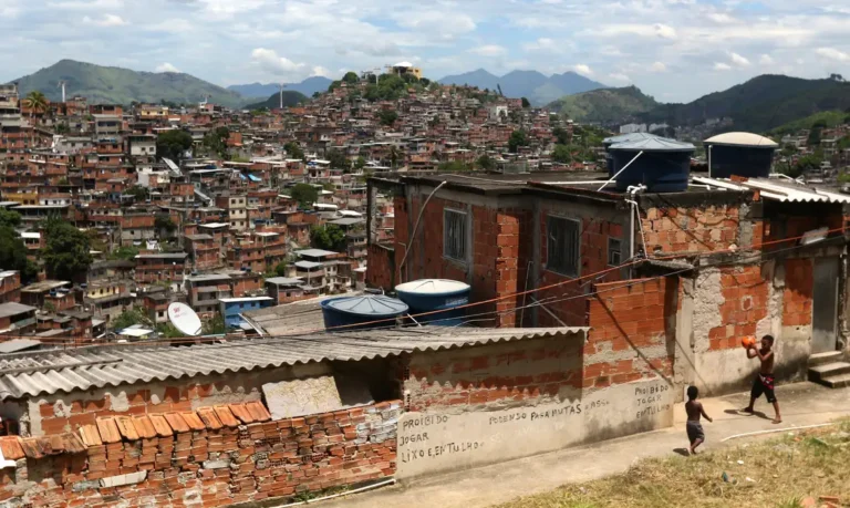 favela