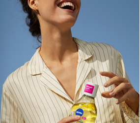 NIVEA lança água micelar bifásica com 5% de sérum que limpa e cuida da pele em um só passo